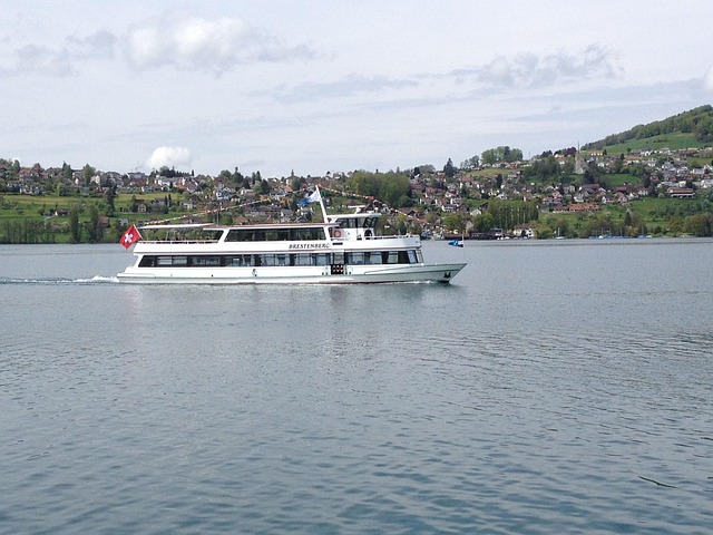 lake-hallwil